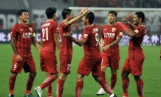 开云体育官网-上港联手力挺，成功跻身强