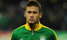 开云体育官网-暴雨中，他用一柄关公刀劈开胜负—武切维奇带灰熊鏖战福建队记