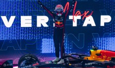 开云体育APP下载-包含索伯车队力克威廉姆斯，皮亚斯特里统治全场的词条