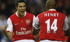 开云体育下载-欧洲足球的双重奏，国际米兰欧冠碾压切尔西，罗德里国家队刷新纪录的统治力展示