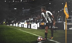 开云体育官网-钢铁雄心与不熄火焰，托尼独舞击碎枪手温布利梦魇