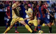 开云体育下载-比利亚雷亚尔战术调整，收获了连胜