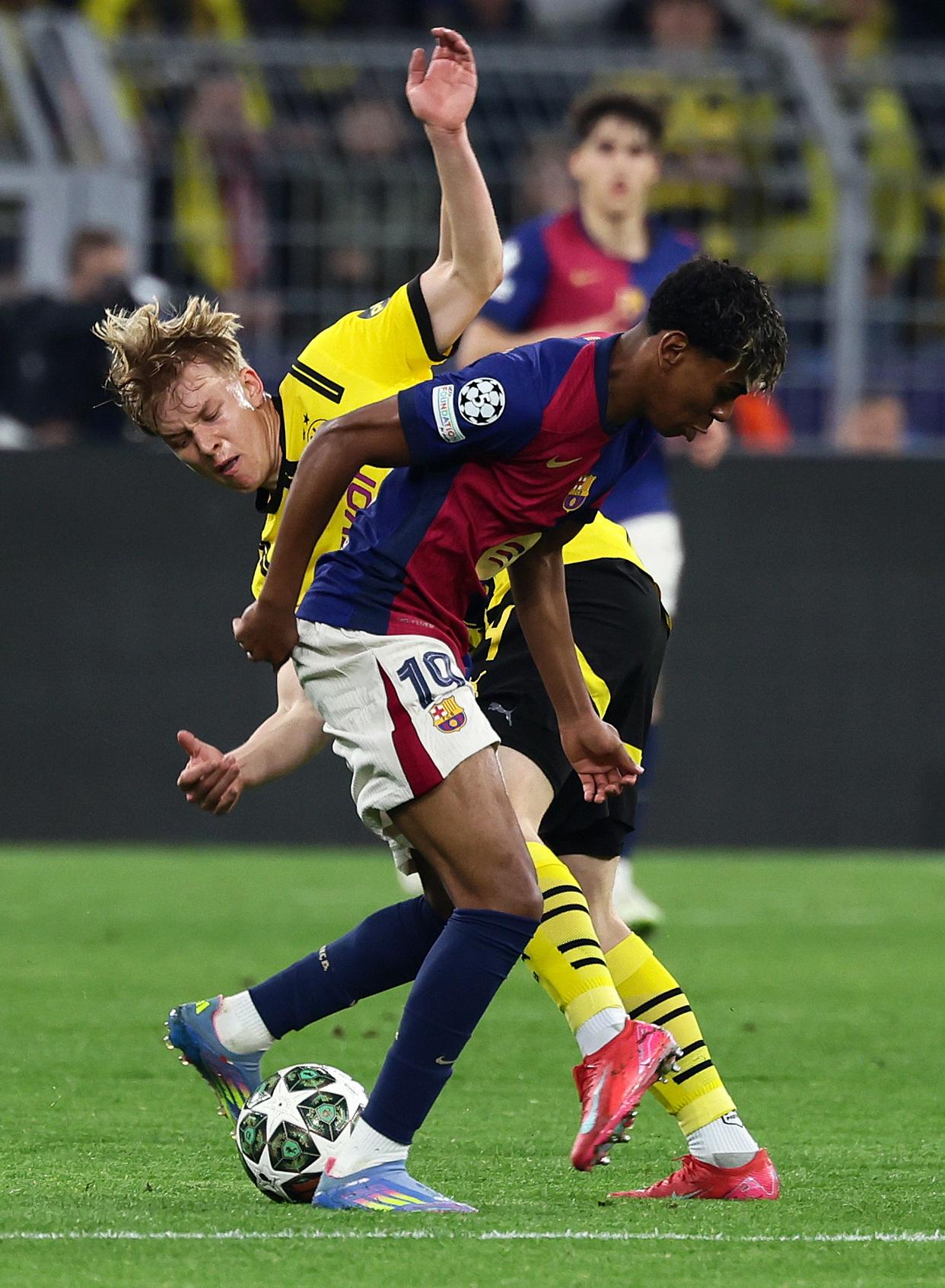 巴塞罗那惨败拜仁无缘欧冠决赛