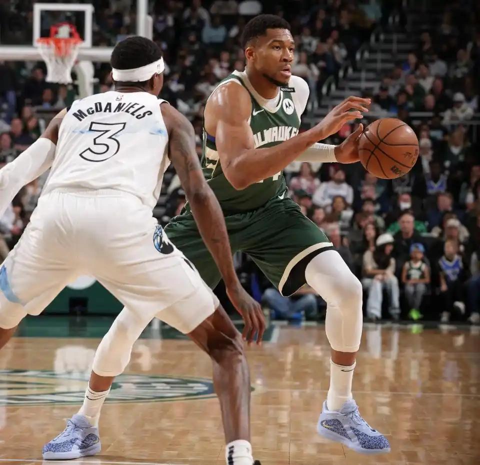 雄鹿命中率上升，强势暴扣逼近巅峰的简单介绍