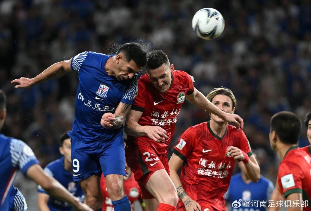 关于激战现场！球队实力展现谁能占据上风的信息