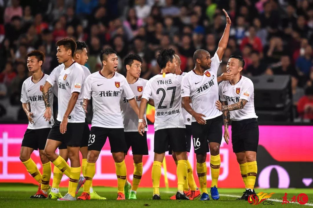 河北华夏幸福客场大胜领头羊，排名提升