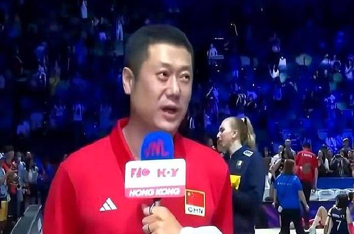 马赛队客场惨败，教练组反思战术