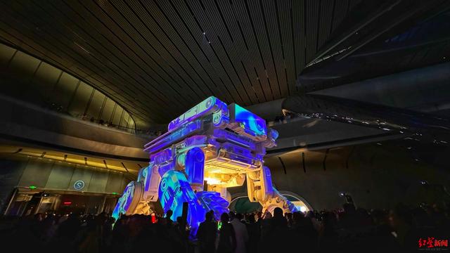 TSM轻取TL，ShowMaker团战一打五顶尖较量成都决赛之夜，让粉丝疯狂欢呼的简单介绍