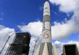 火箭队球迷抗议管理层决定，要求状元签约