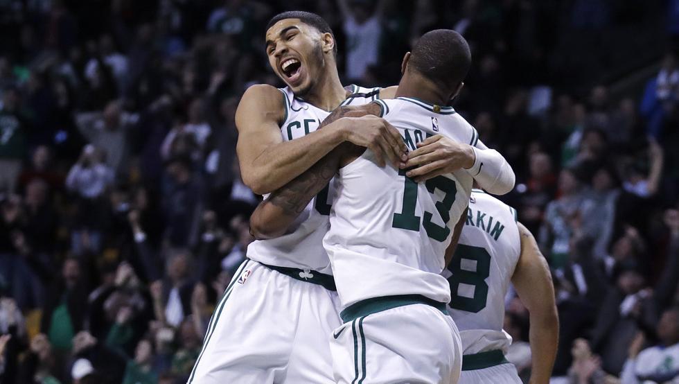 关于凯尔特人B队绝杀西班牙男篮，莫里斯打破历史纪录的信息