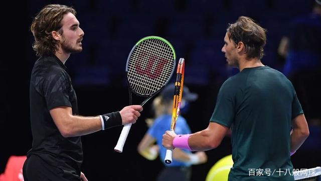 ATP总决赛力克法网，西西帕斯带队取胜