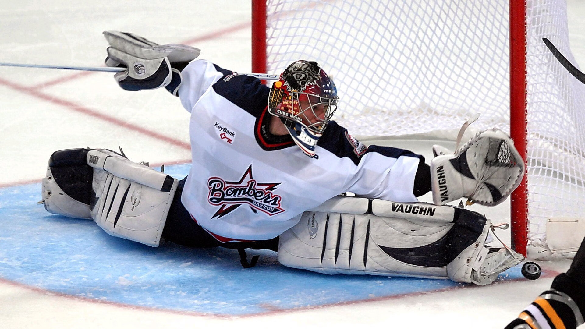 压力熔炉中的淬火成钢，斯通斯于年度焦点之夜的涅槃一击